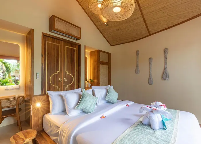 Kima Surf Camp Hostel