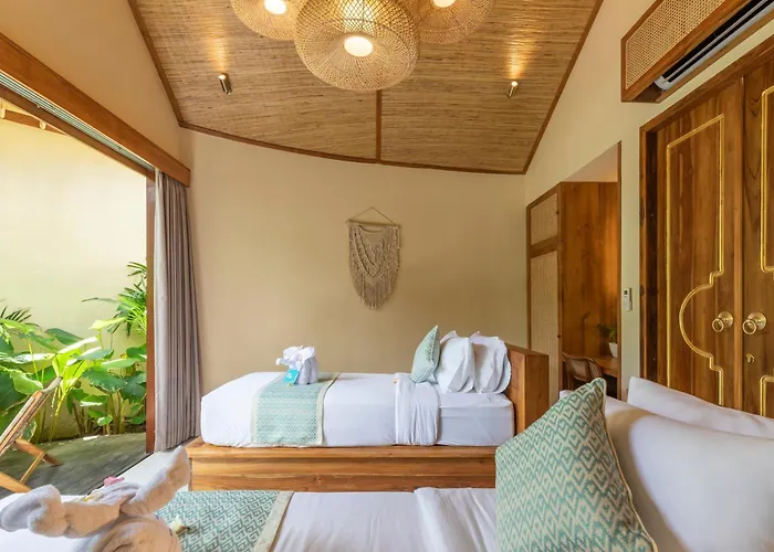Kima Surf Camp Hostel