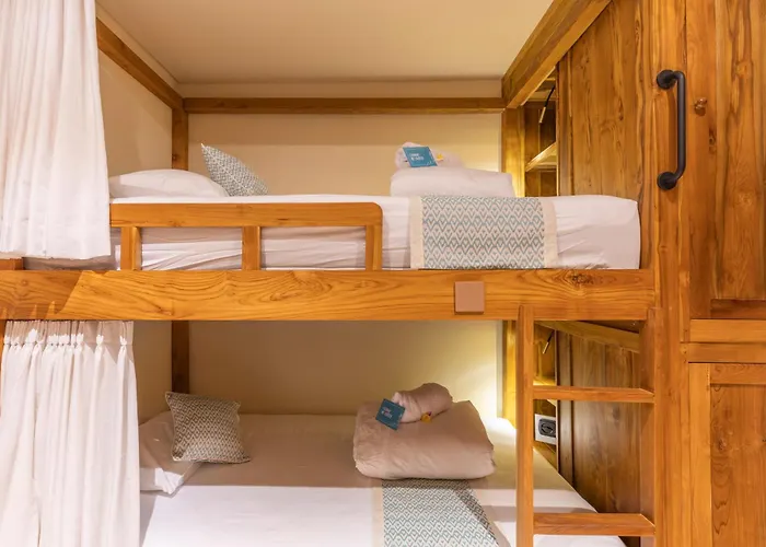 Kima Surf Camp Hostel